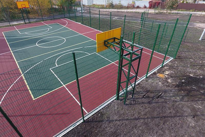 Монтаж спортивной площадки в Голосеевском районе Киева