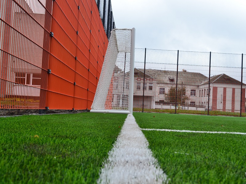 bachmach1 Будівництво футбольного поля